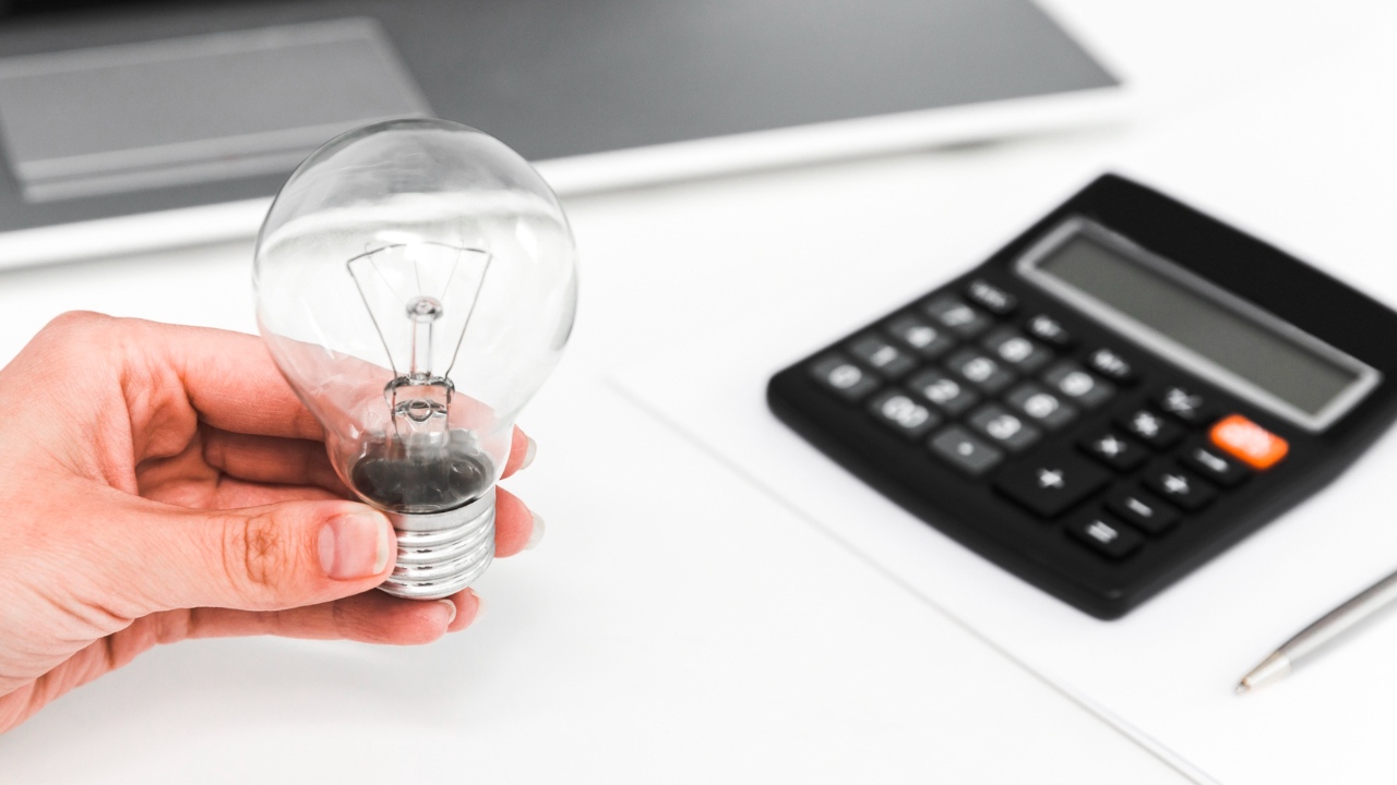 ¿Cuál es el cambio en el recibo de luz de la CFE en junio?