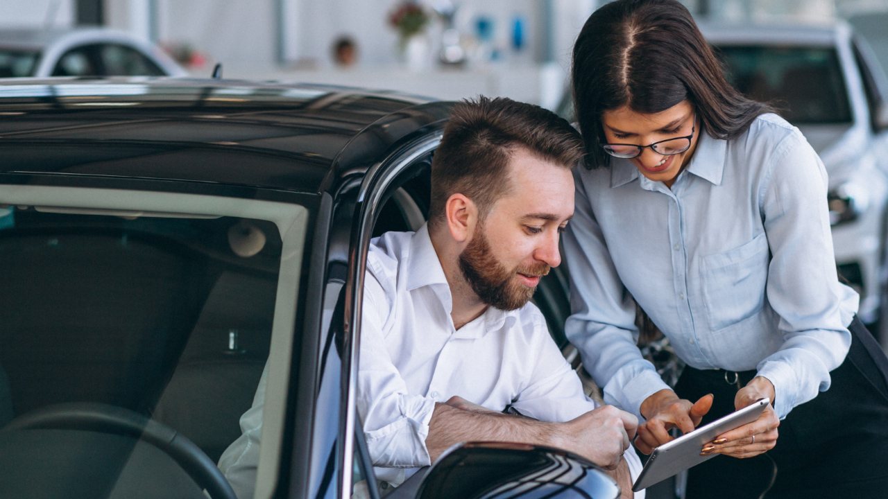 SAT: Esto debes pagar de impuestos por comprar un auto nuevo