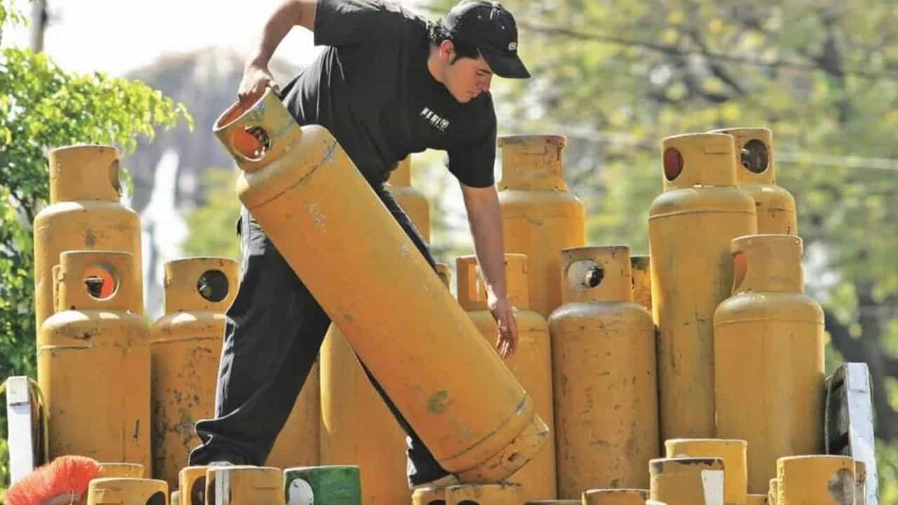 Segun tus ingresos puedes comprar litros o kilos
