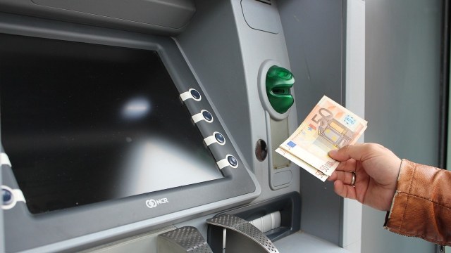 ¿Cuál será la nueva forma de retirar efectivo del banco?