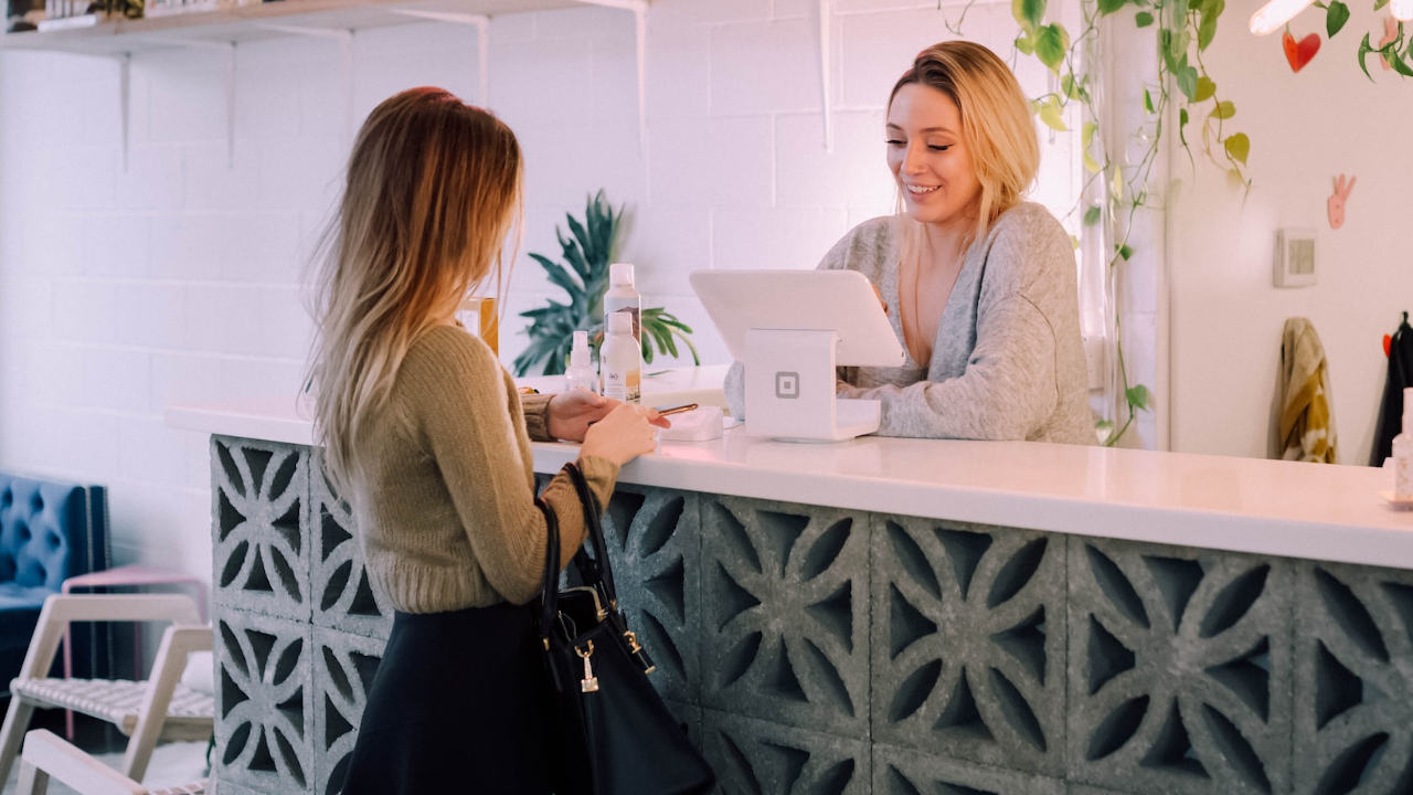 Gratificación retardada: ¿Qué es y cómo te ayuda a ahorrar?