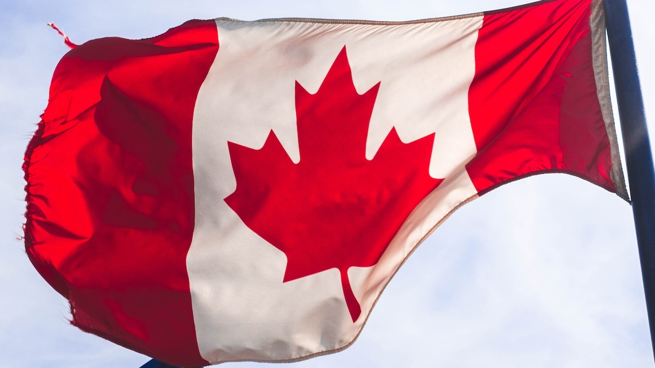 ¿Quieres trabajar en Canadá con un sueldo de 40 mil pesos?