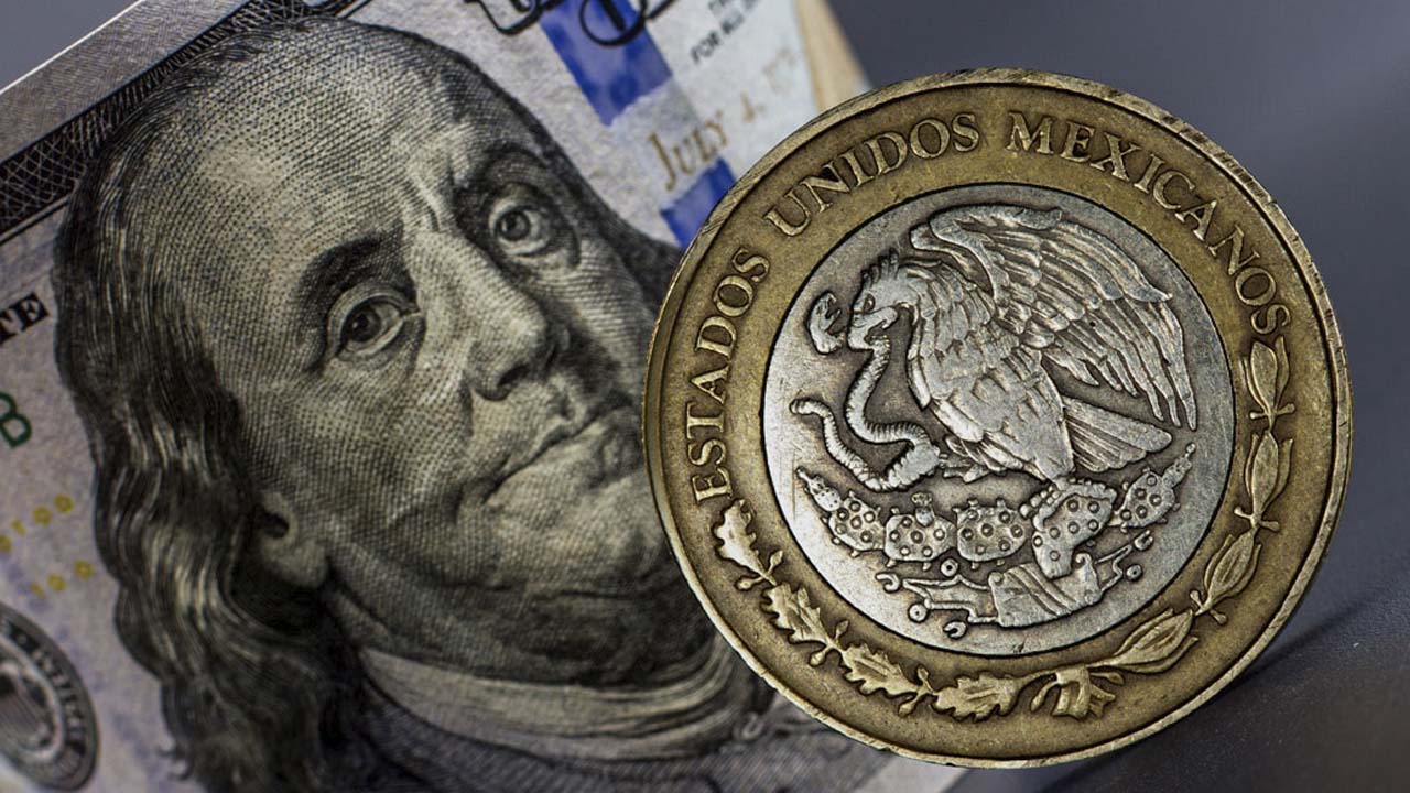 Dólar cae en cierre de tipo de cambio hoy 10 de julio de 2023 México