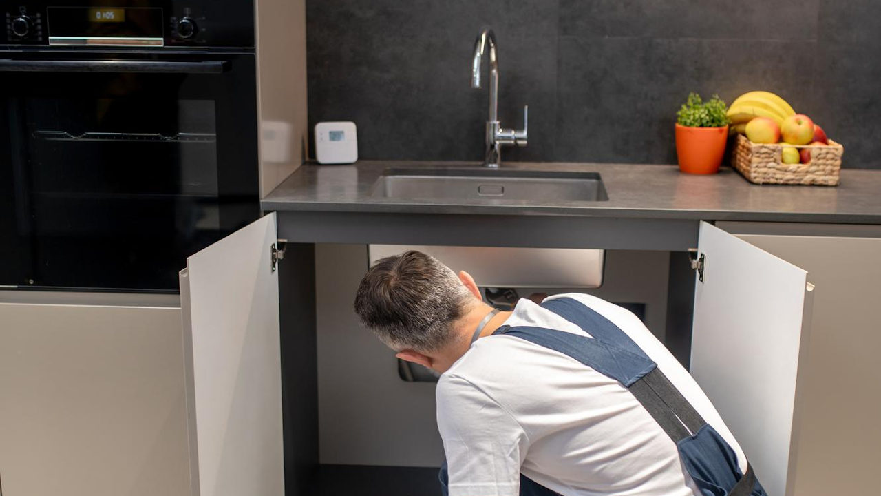 Tips para remodelar tu cocina y baño sin gastar de más