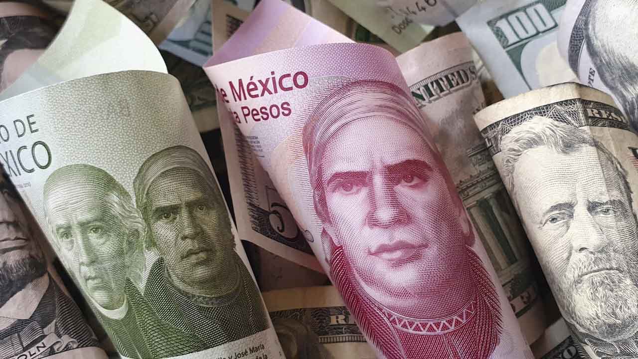 Dólar Cae En Cierre de Cotización Hoy 22 De Agosto De 2023 México