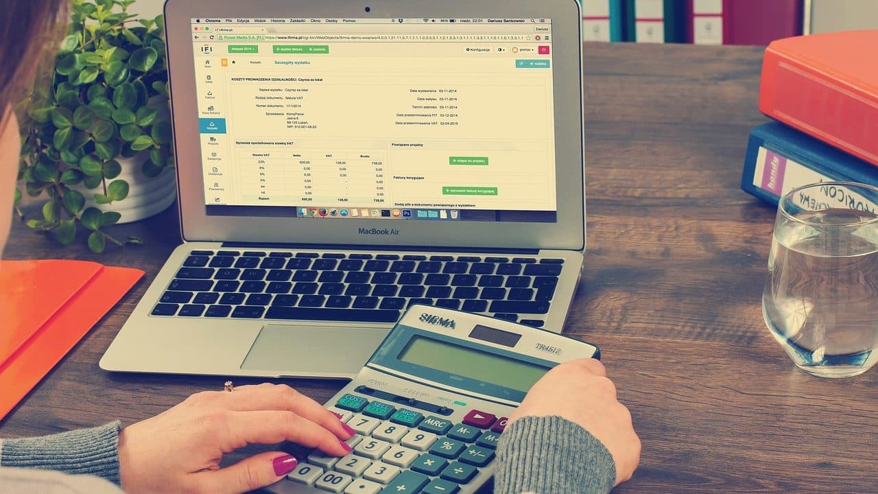 ¿Quieres pagar menos impuestos al SAT? Haz esto