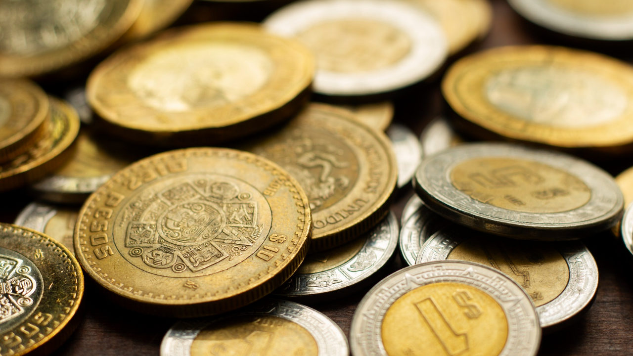 ¿Por qué 15 pesos del 2023 compran lo que 10 pesos en 2013?