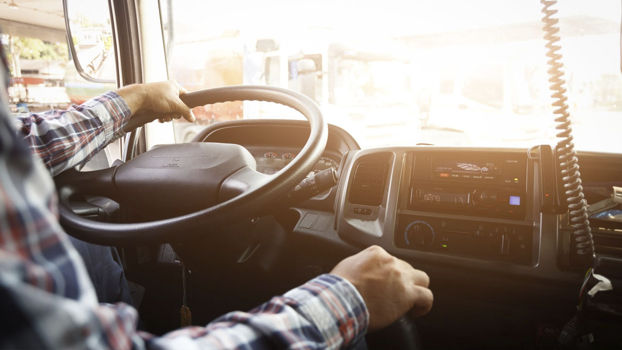 Empresa lanza vacante con sueldo de 34 mil pesos al mes: solo pide primaria