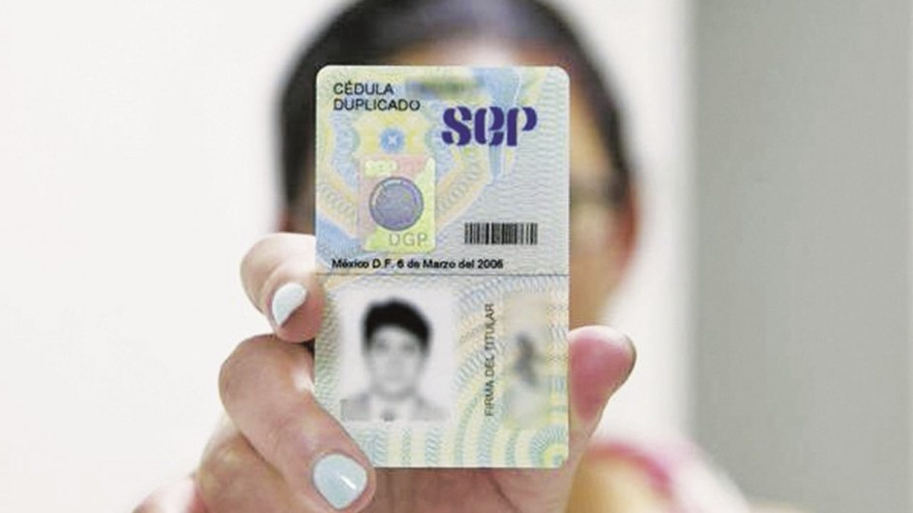 ¿Qué trabajos piden cédula profesional para ejercer legalmente?