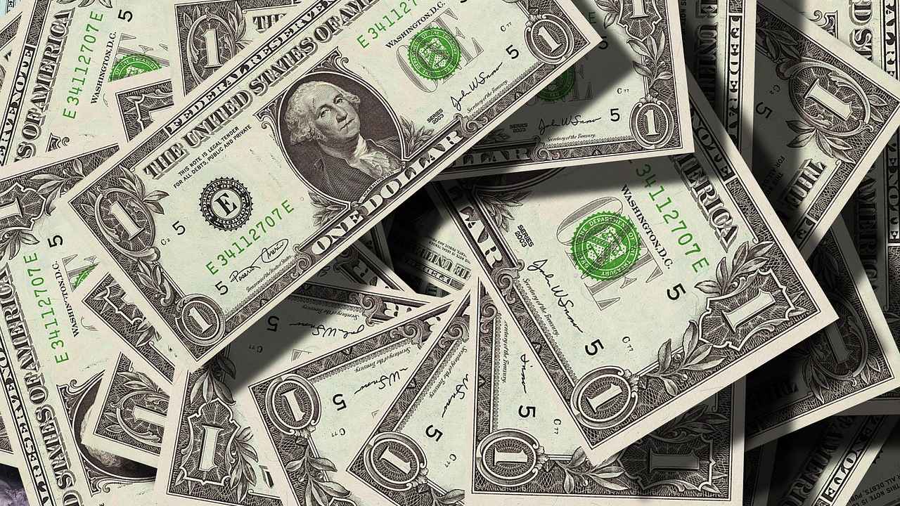Profeco: Conoce la mejor opción para enviar remesas