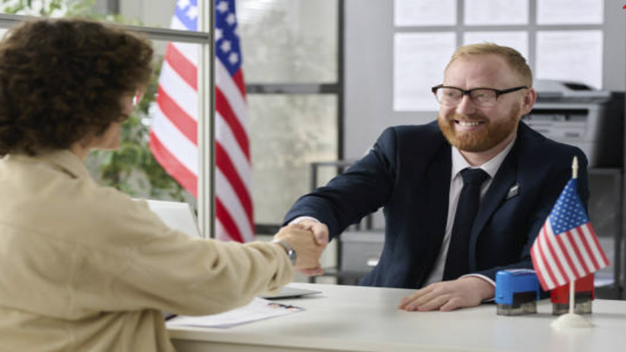 ¿Visa Americana? Ex oficial de embajada comparte tips para ser aprobado