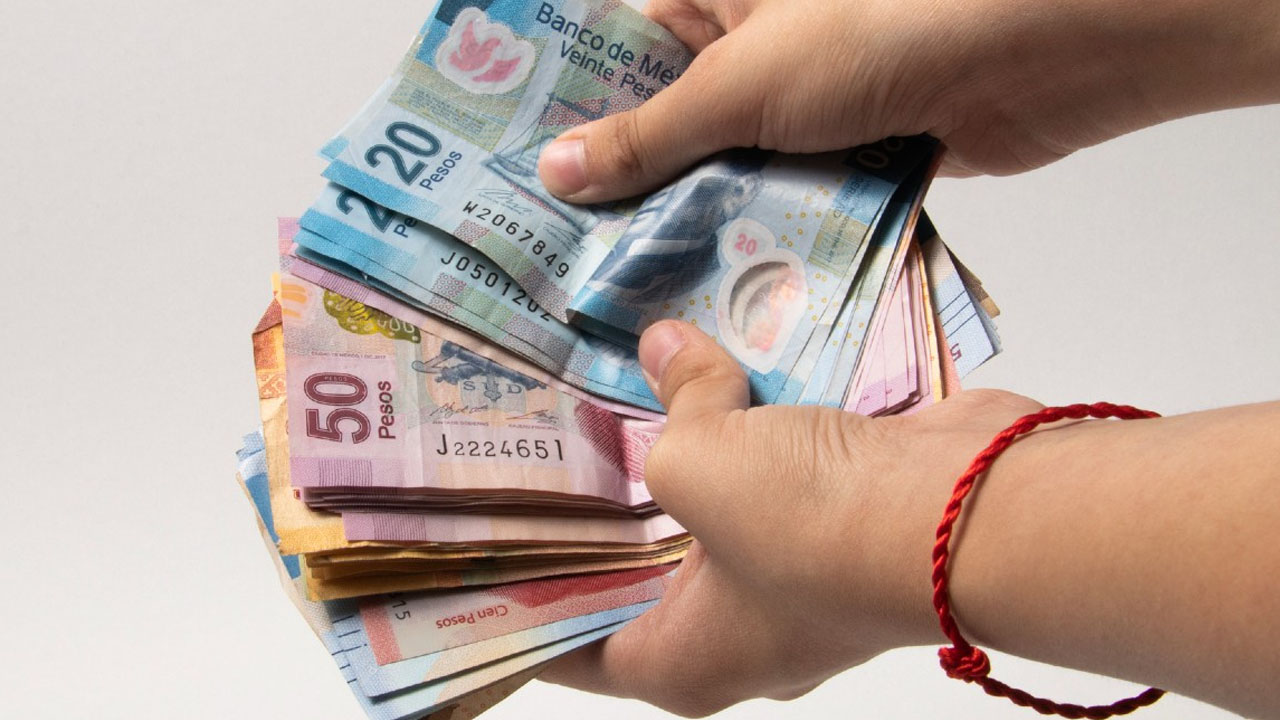 ¿Debo declarar al SAT si me prestan dinero?