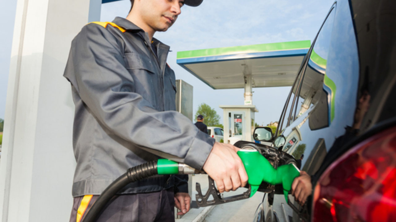 SHCP aumenta apoyos fiscales a gasolinas