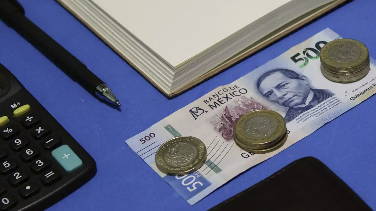 ¿En qué situaciones el SAT puede retirar dinero de tus cuentas bancarias?