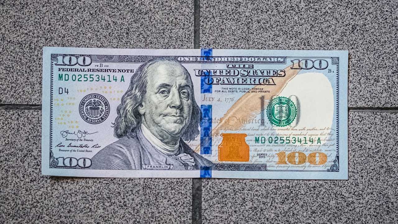 Precio del Dólar Hoy 10 de Noviembre 2023: ¿Qué pasa con el peso mexicano?