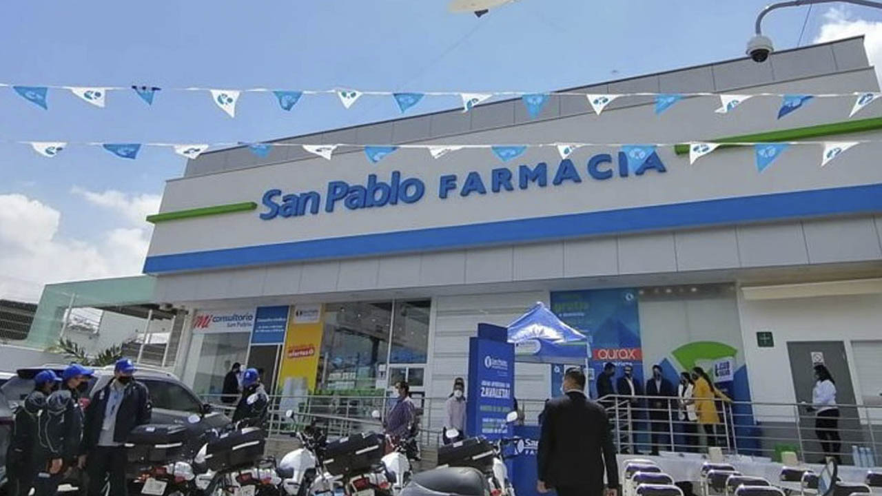 ¿Quién es dueño de Farmacias San Pablo?