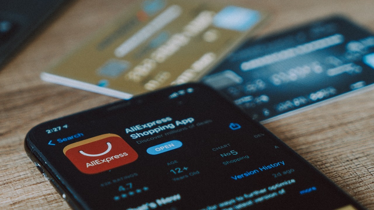 ¿Quién es el fundador de la famosa app de compras AliExpress?