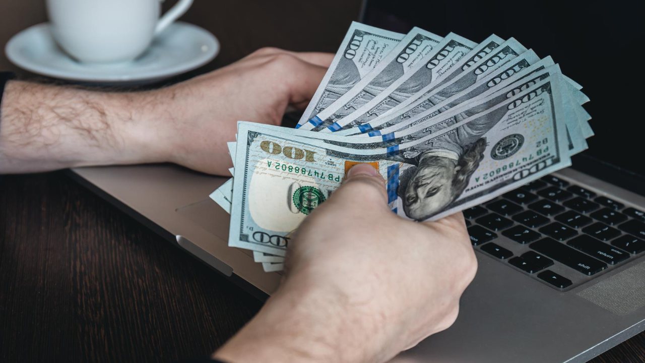 ¿Cuál es el Precio del Dólar Hoy 4 de Diciembre? Entérate