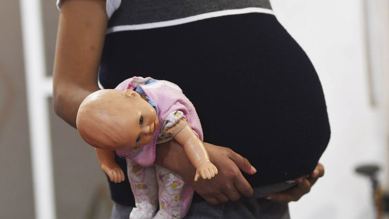 ¿Qué apoyos para madres adolescentes hay en México?