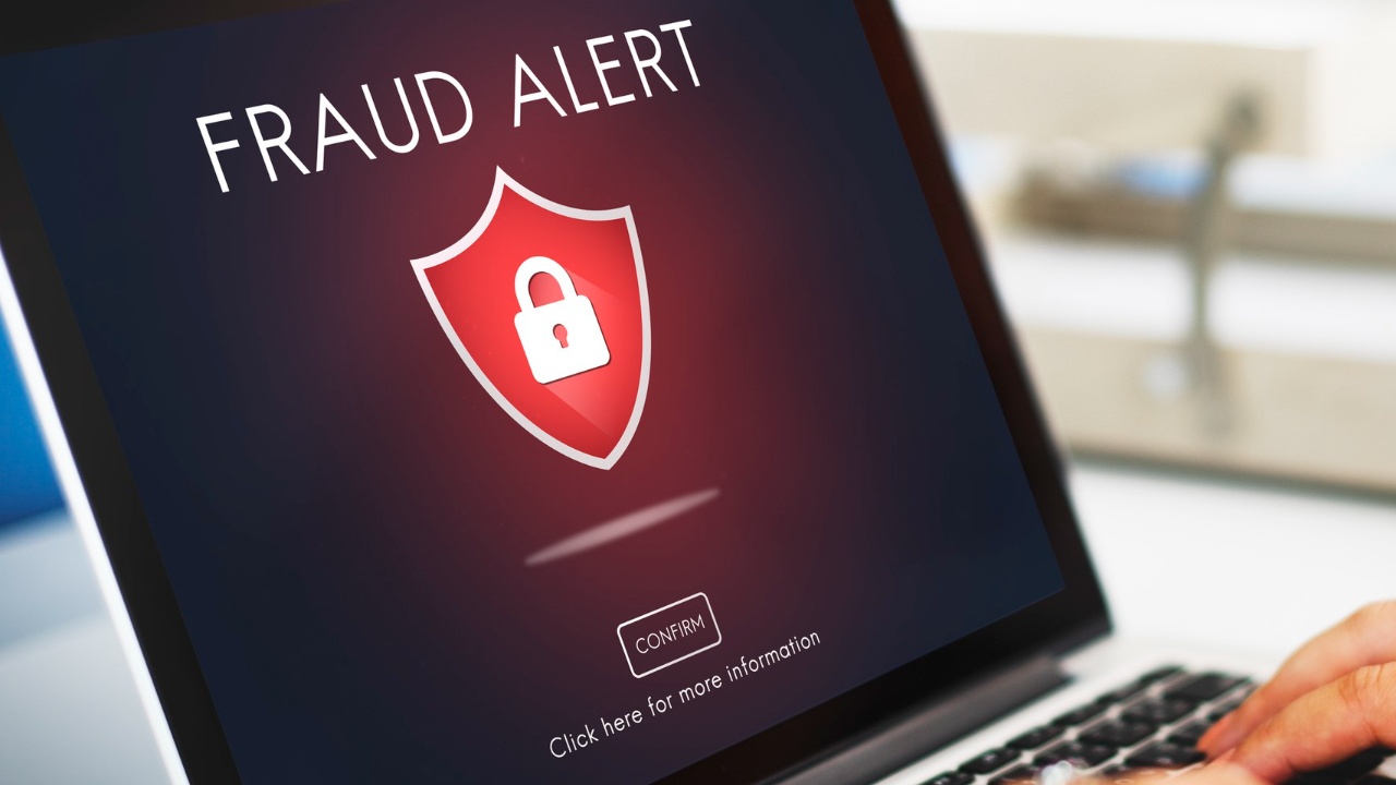 ¿Cómo saber si un préstamo por internet es fraude?