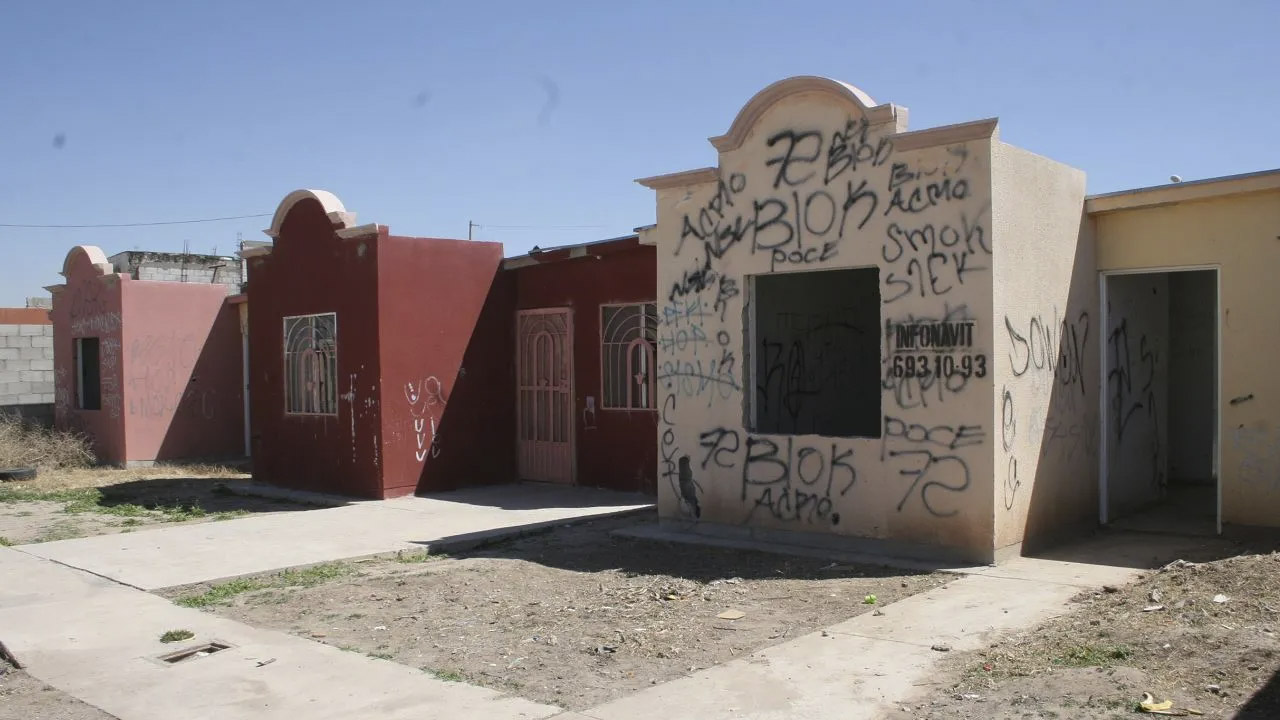 ¿Me puedo adueñar de una casa Infonavit abandonada?