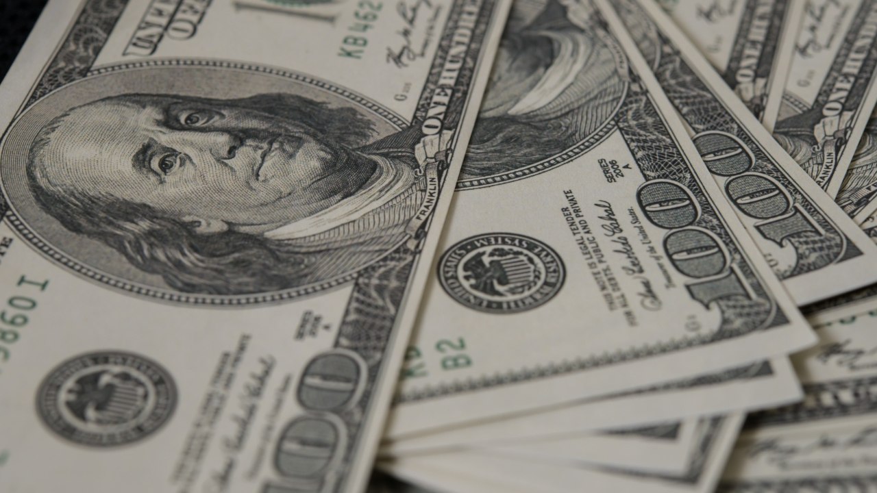 ¿Cómo le Va al Precio Del Dólar Hoy 23 de Febrero?