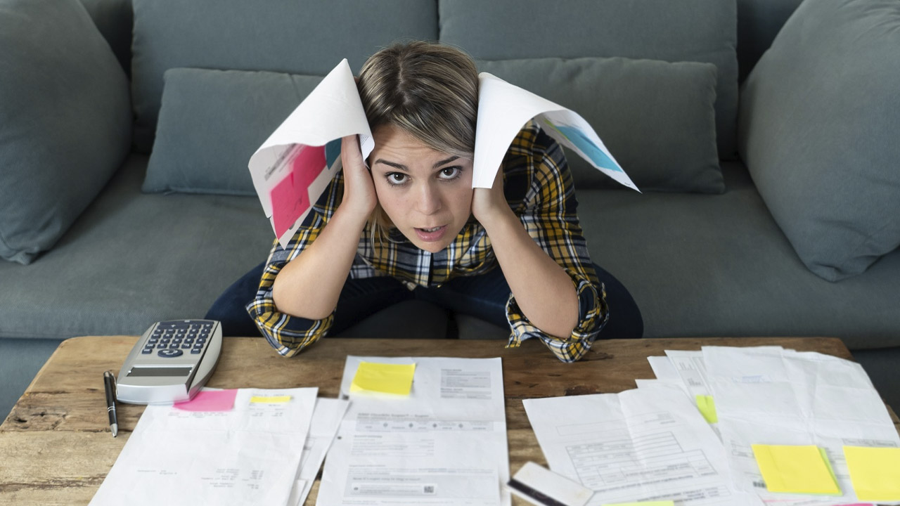 ¿En cuánto tiempo se borra una deuda de 100 mil pesos en Buró de Crédito?